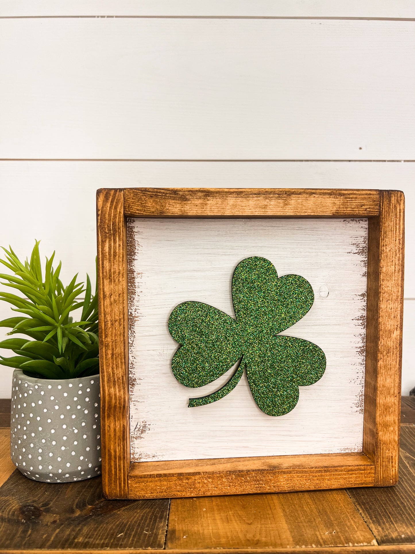 Glittered Clover